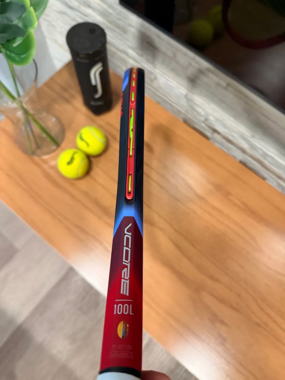 Yonex VCORE 100L 2023 - L2 - 280g - Excelente estado - Esportes de