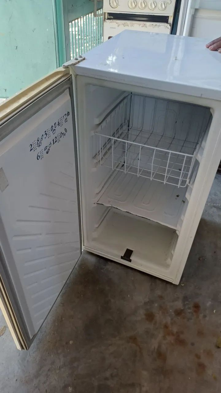 Mini freezer cônsul 100L