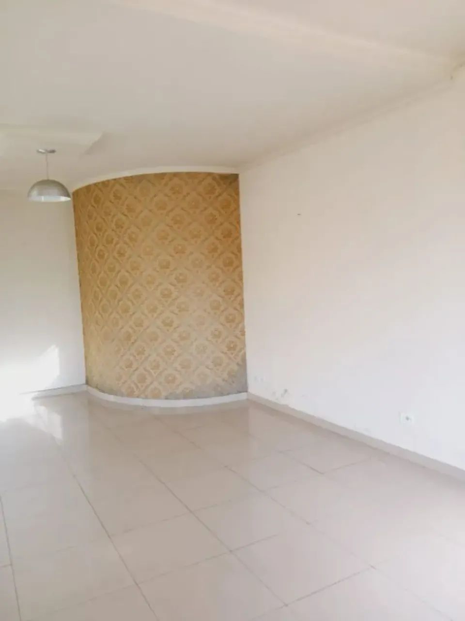 Casa Ampla com 4 Dormitórios e Hidromassagem na Vila Iapi  Taubaté/SP - Foto 5