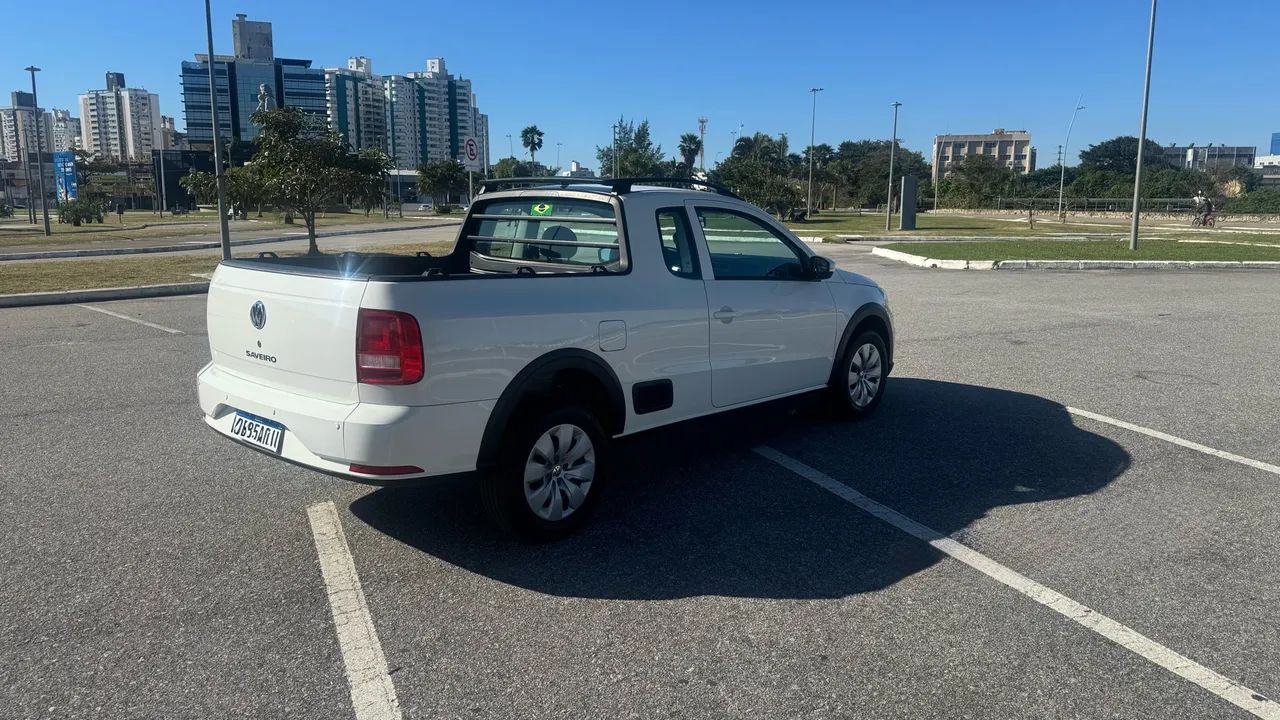 Volkswagen Saveiro Trendline 1.6 T.flex 8V CE 2017 - Foto 5