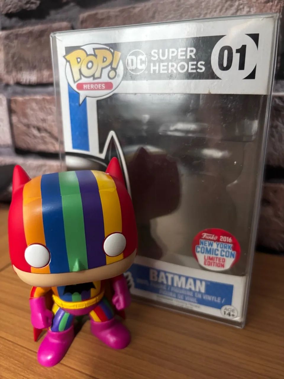 Funko Batman 01 (Rainbow - Comic Con 2016) - Foto 2