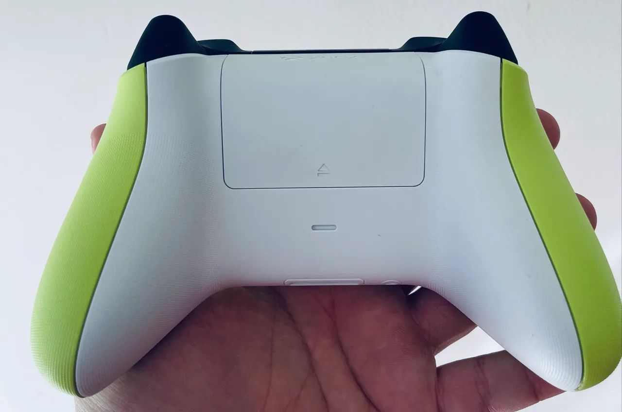 Controle XBOX original ELECTRIC VOLT - Foto 4