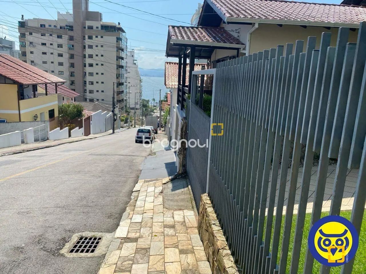 Casa 3 dorm (1 suíte), à venda, com piscina, na Agronômica. - Foto 3