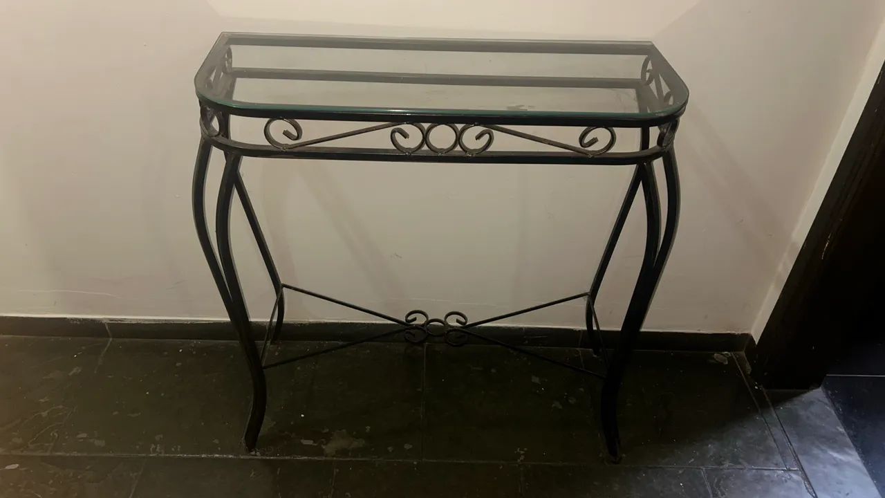 Mesinha decorativa de ferro com vidro - Foto 2