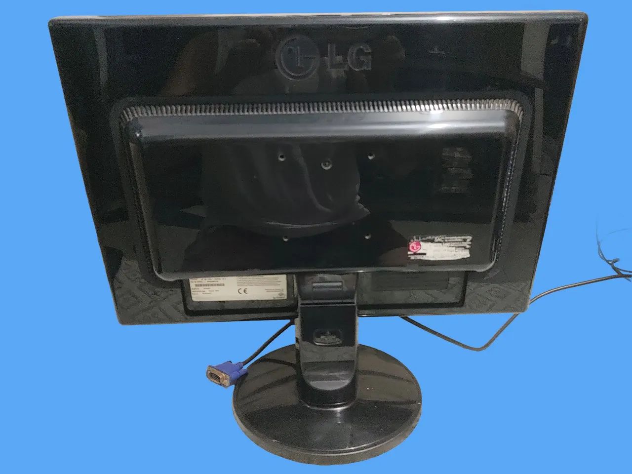 Monitor LG Flatron w1942s - Foto 3