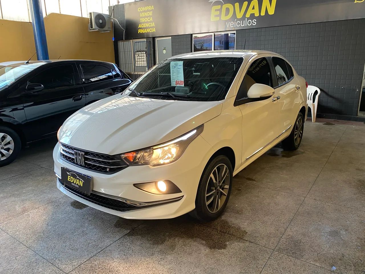 Fiat Cronos Precision 1.3 16V Flex Aut. 2023 - Foto 3