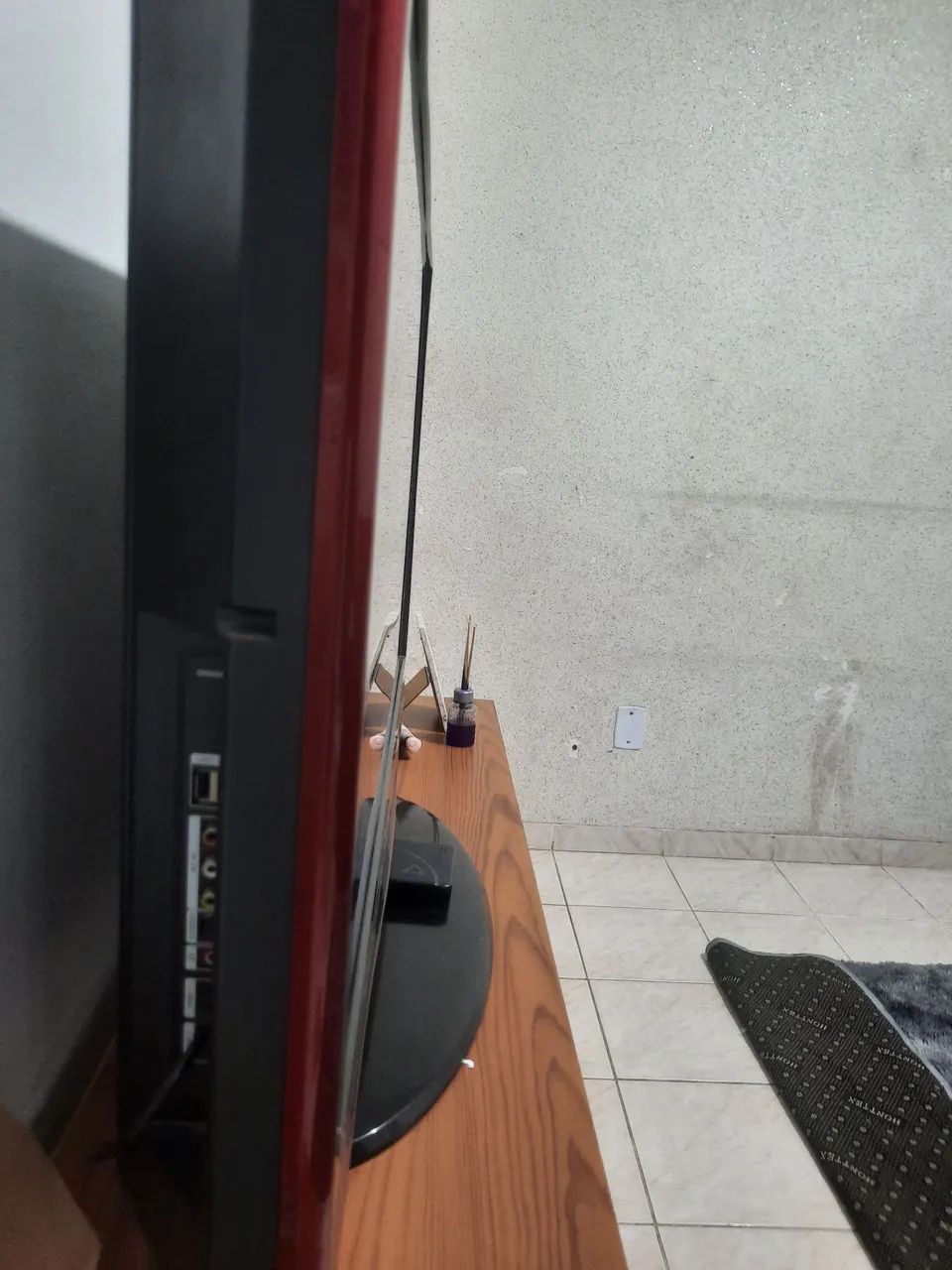 Vendo ou troco excelente TV buster 42 polegadas - Foto 2