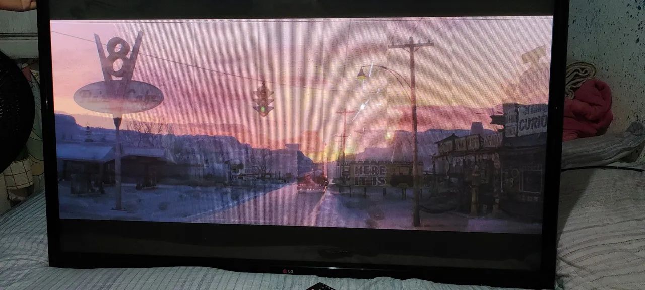 Vendo TV LG DE 50 POLEGADAS (LEIA A DESCRIÇÃO)