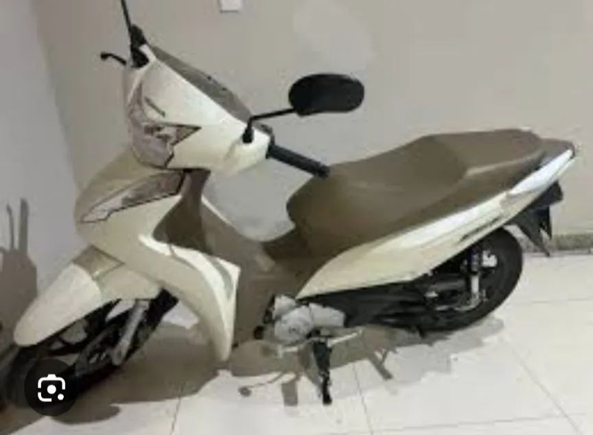 Moto bem conservada  - Foto 2