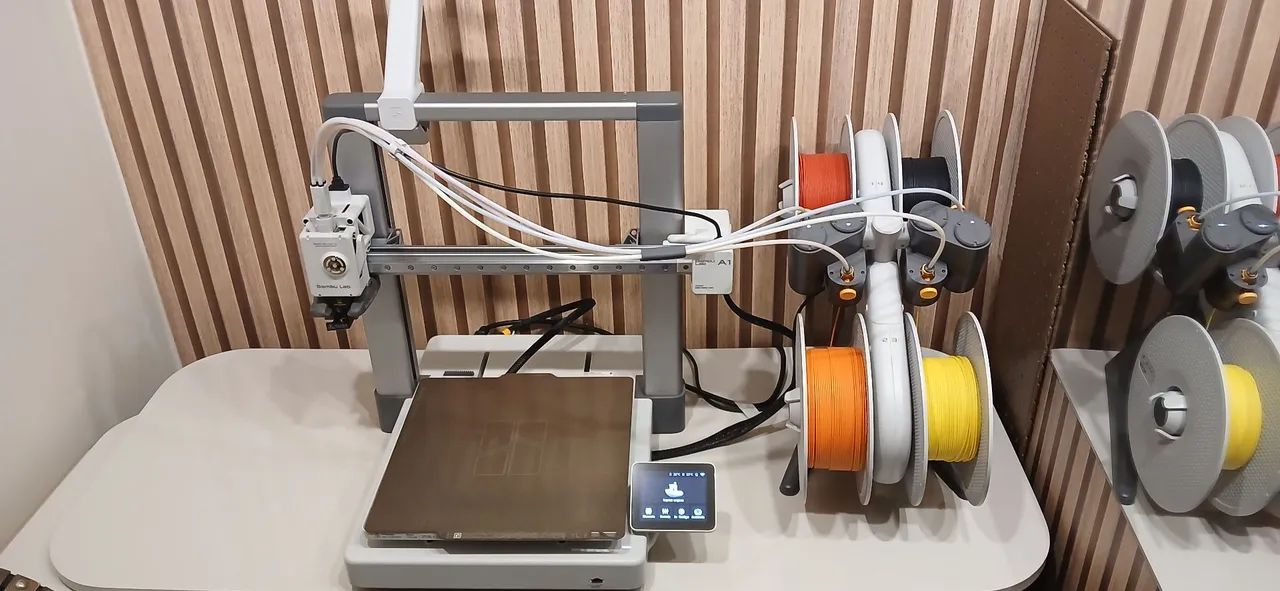 Novíssima Impressora 3D Bambu Lab A1 combo AMS