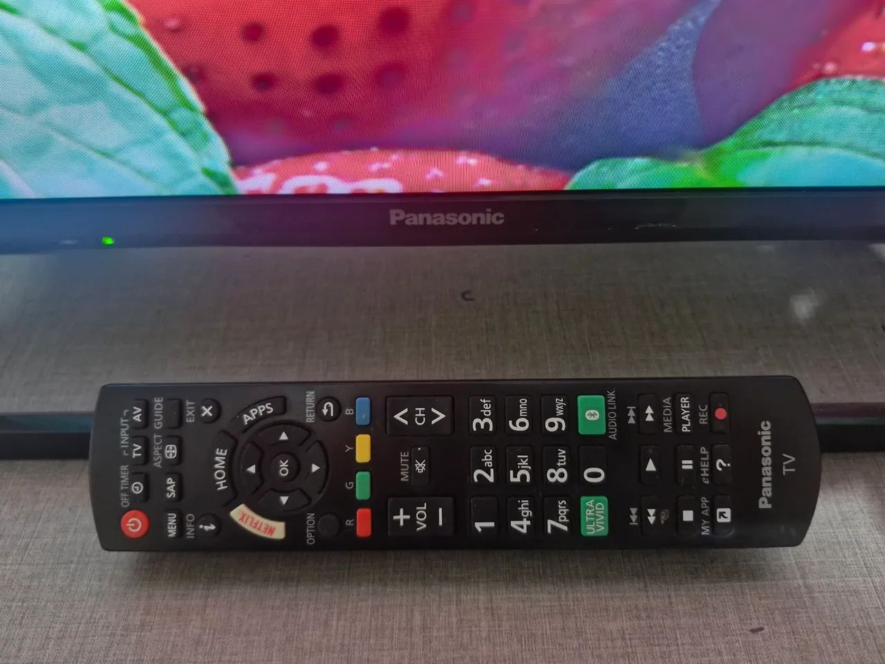 SMART TV PANASONIC 40 POLEGADAS - Foto 3