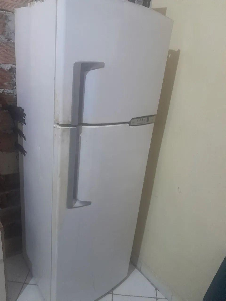 Geladeira com defeito 