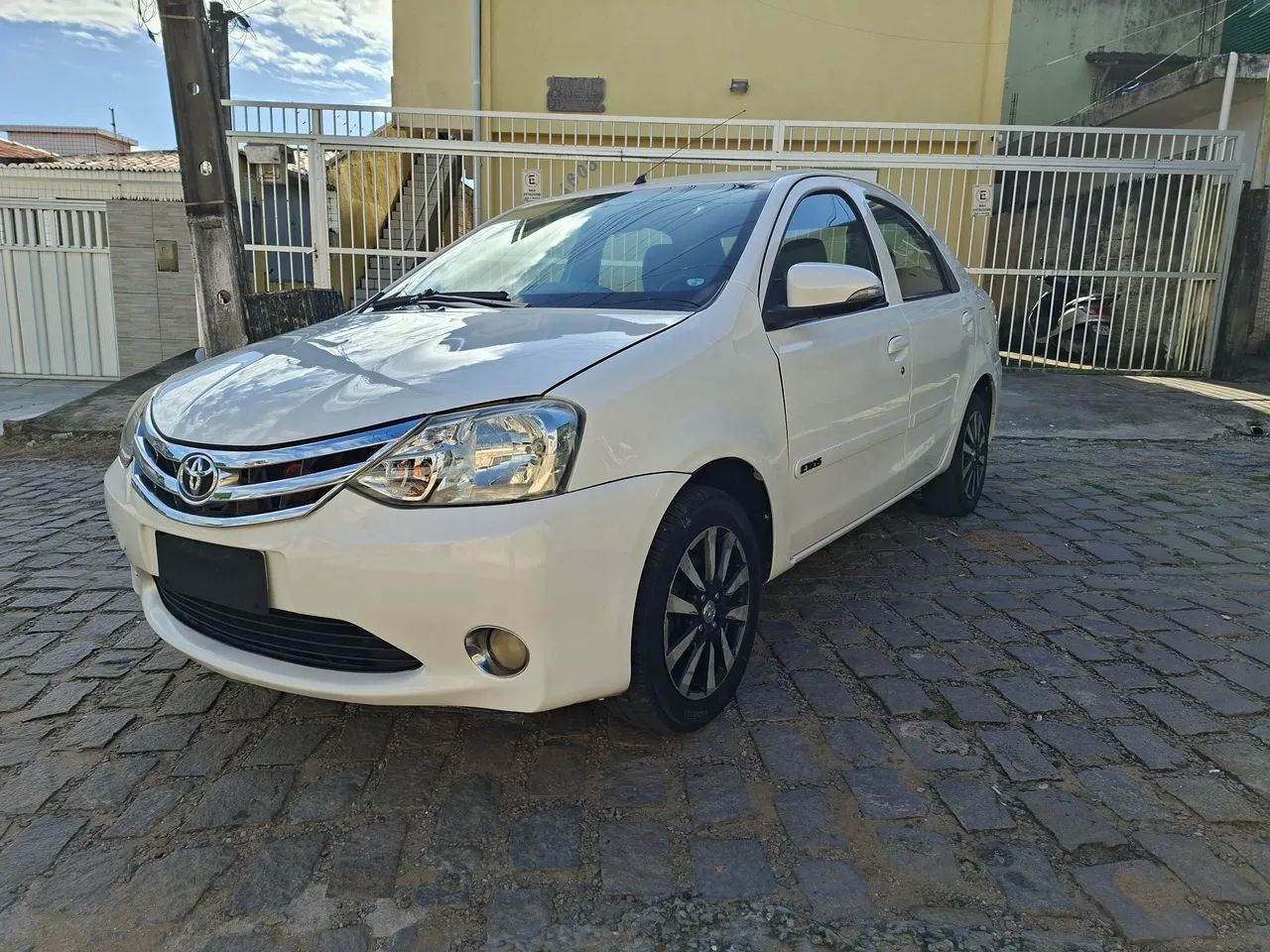 Toyota Etios 2016