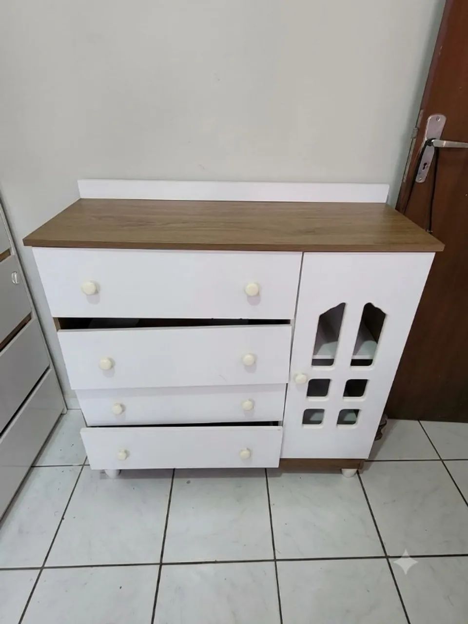 COMODA QUADRO GAVETAS