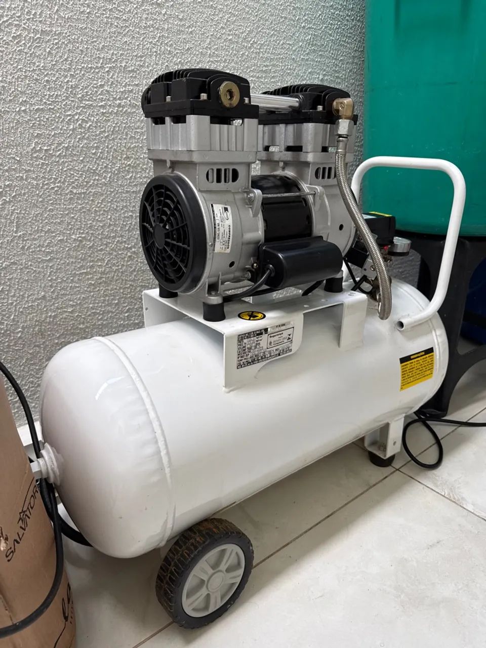 Compressor ar odontológico  - Foto 2