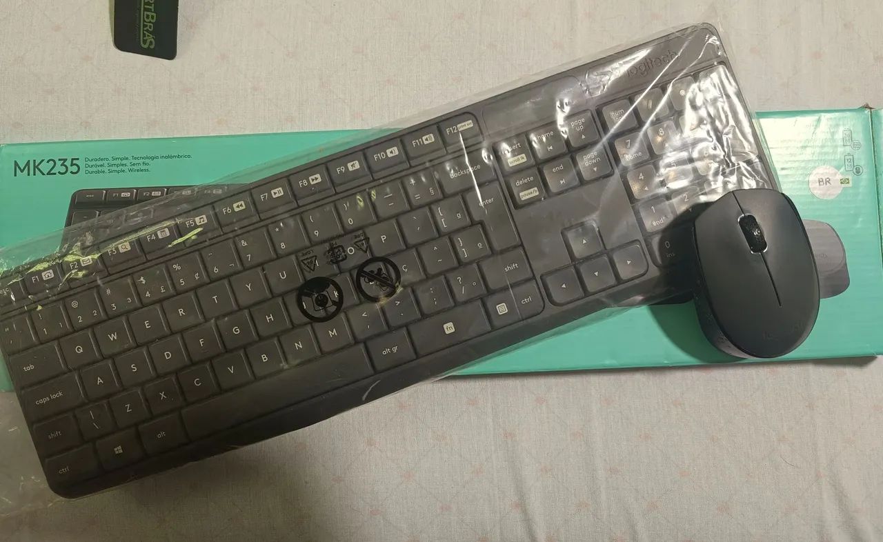 Combo Teclado e mouse Logitech K235
