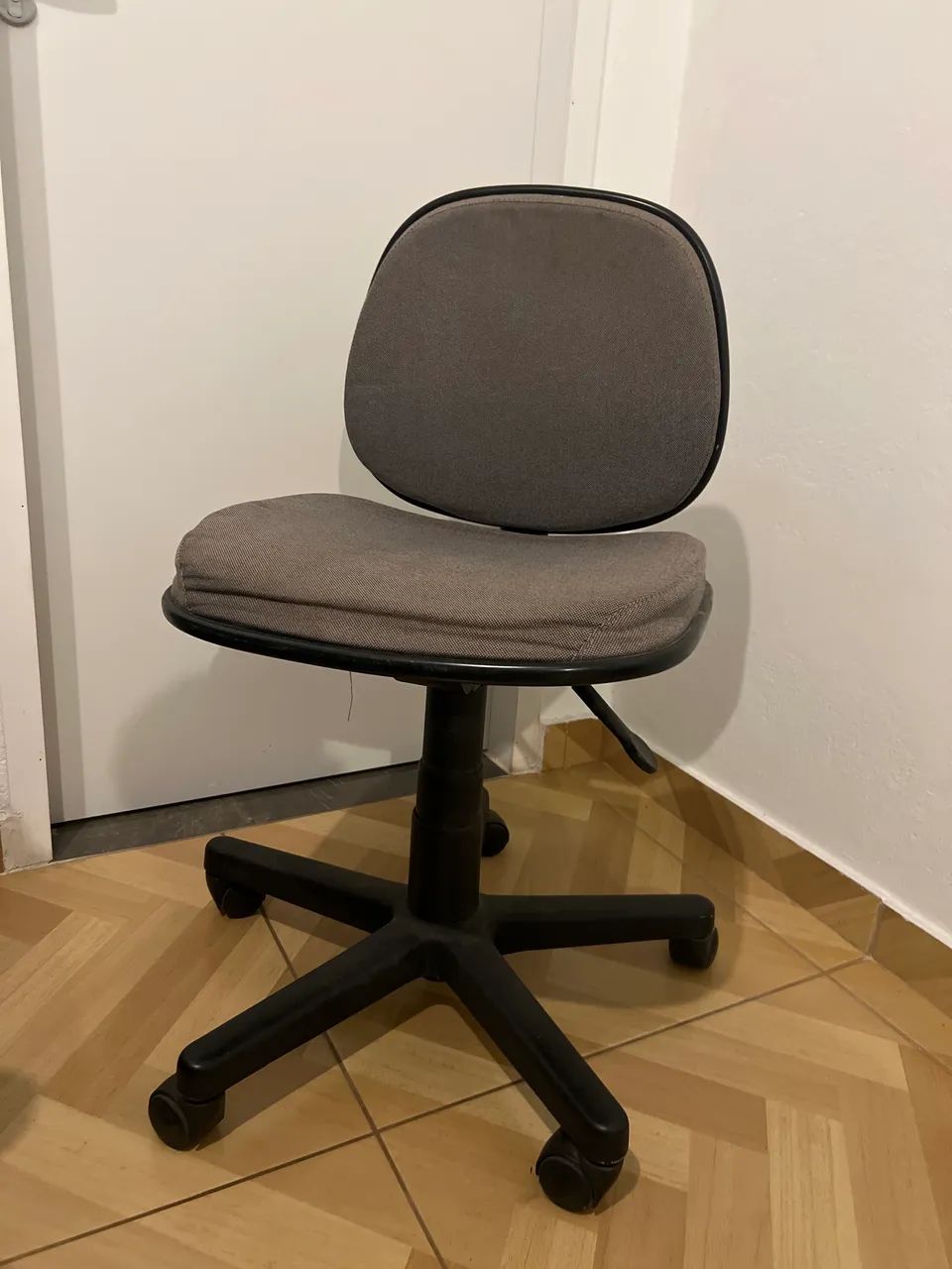 Cadeira de Escritório  - Foto 2