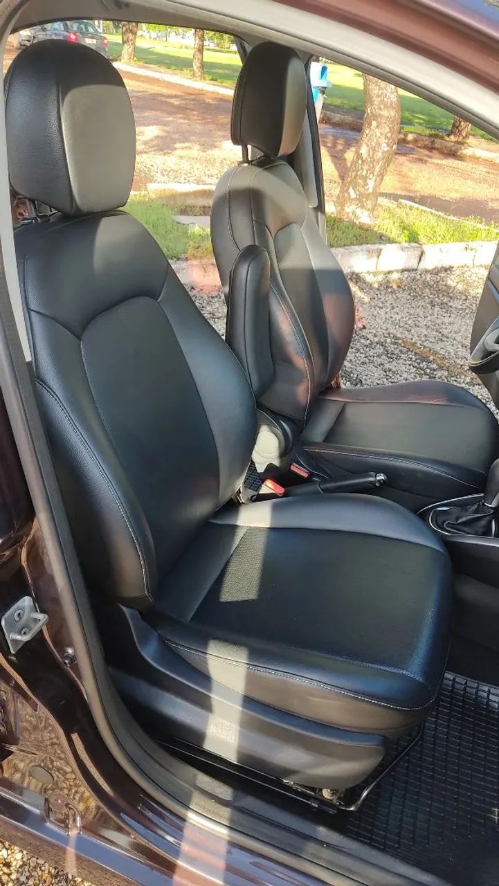 Fiat Cronos Precision 1.8 16V Flex Aut. 2019 - Foto 4