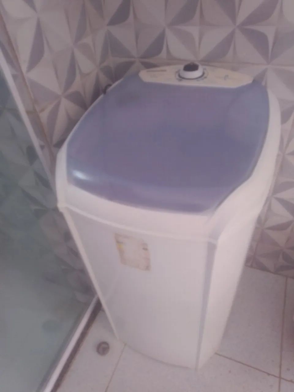 Tanque de lavar roupa . 