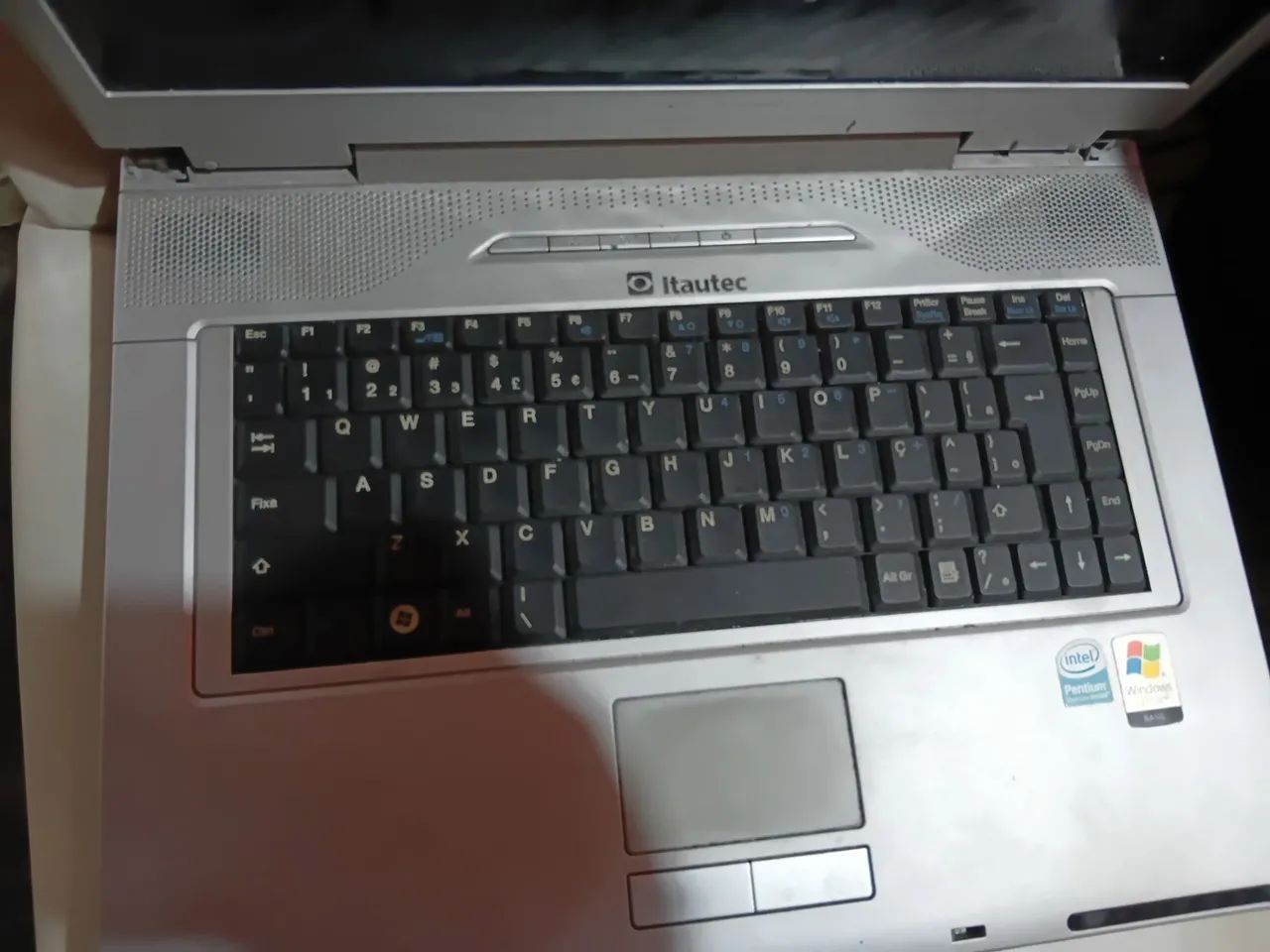 Notebook  pentiun  pra peças ( no estado) - Foto 3