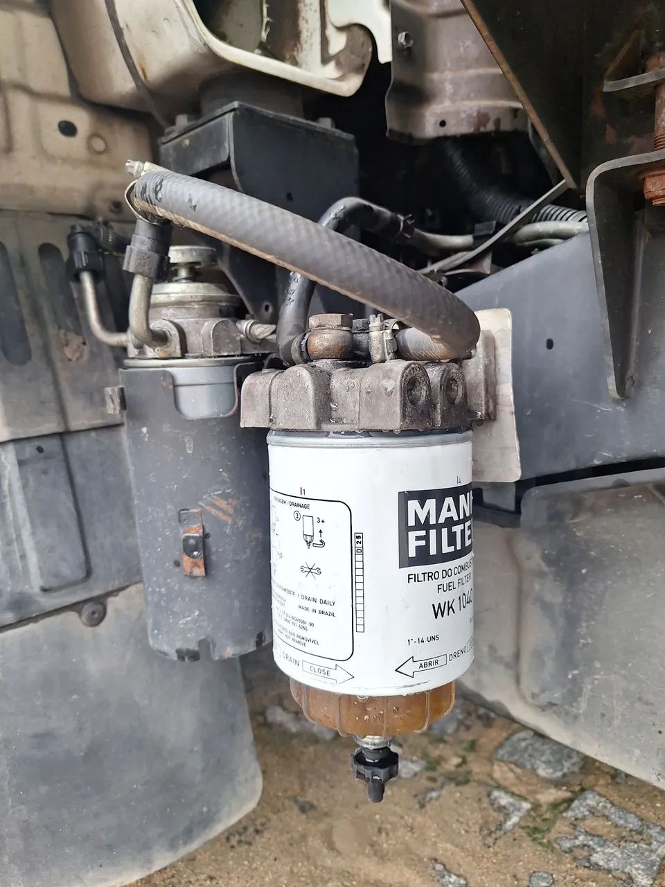 KIA Bongo UK 2500 Baú Randon carga seca 2. dono toda revisada e com pneus novos  - Foto 4