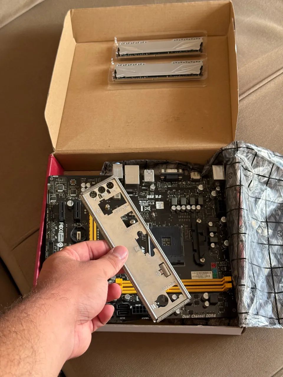 B450M Biostar + Ryzen 5 3600 funcionando perfeitamente  - Foto 3