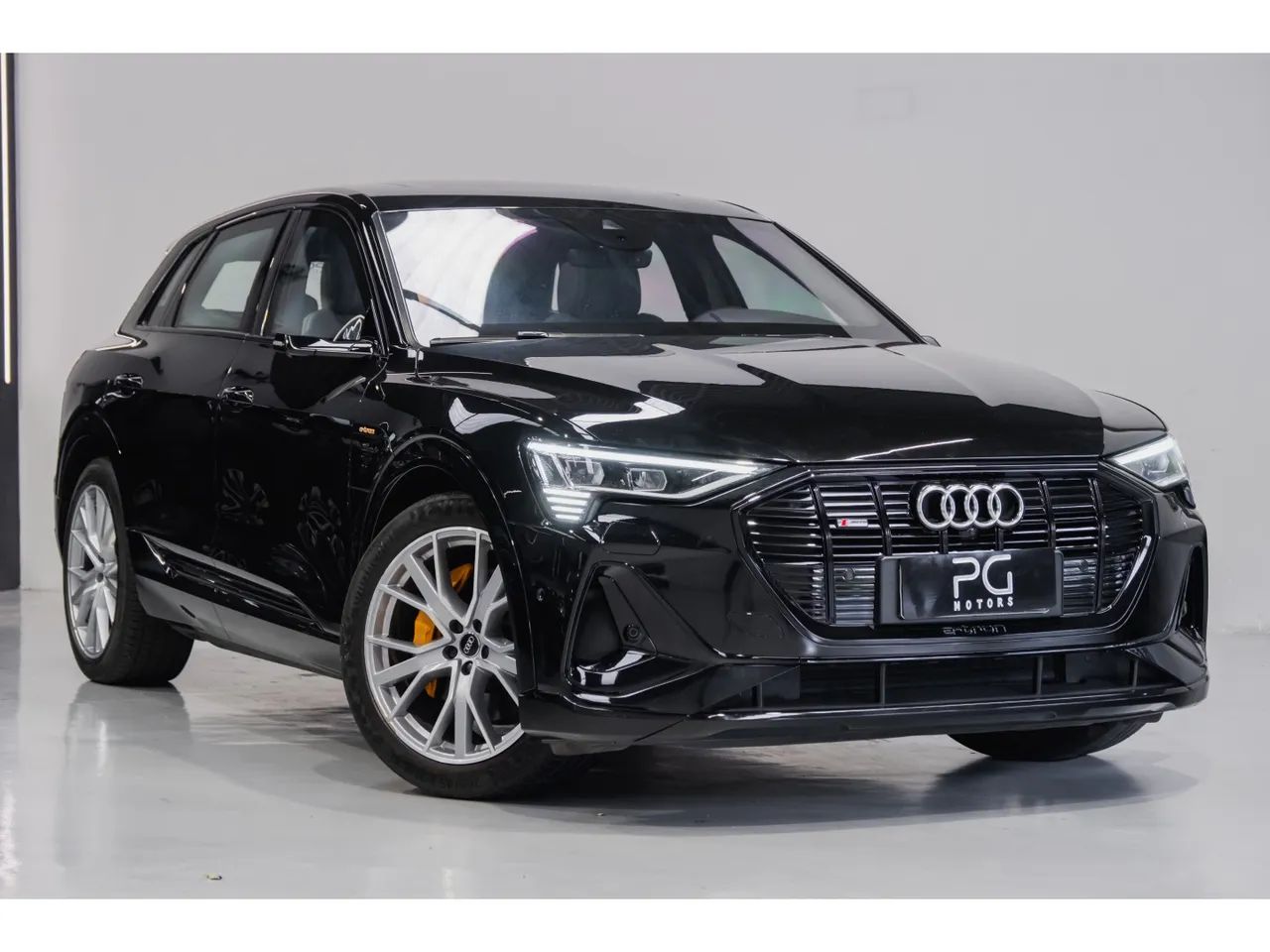 Audi E-Tron Performa. Black Aut. (elétrico) 2020