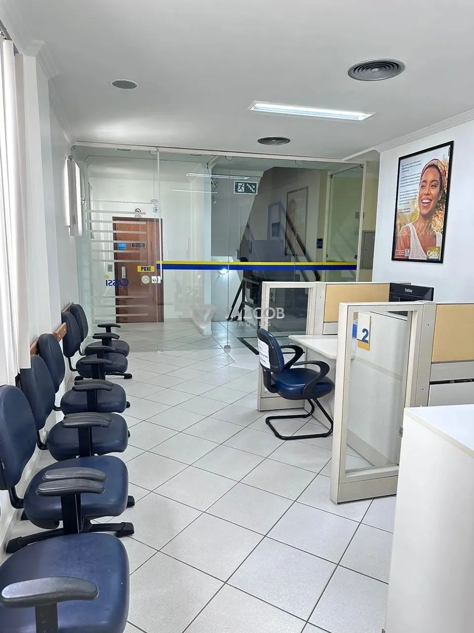 Prédio comercial com elevador - Foto 5