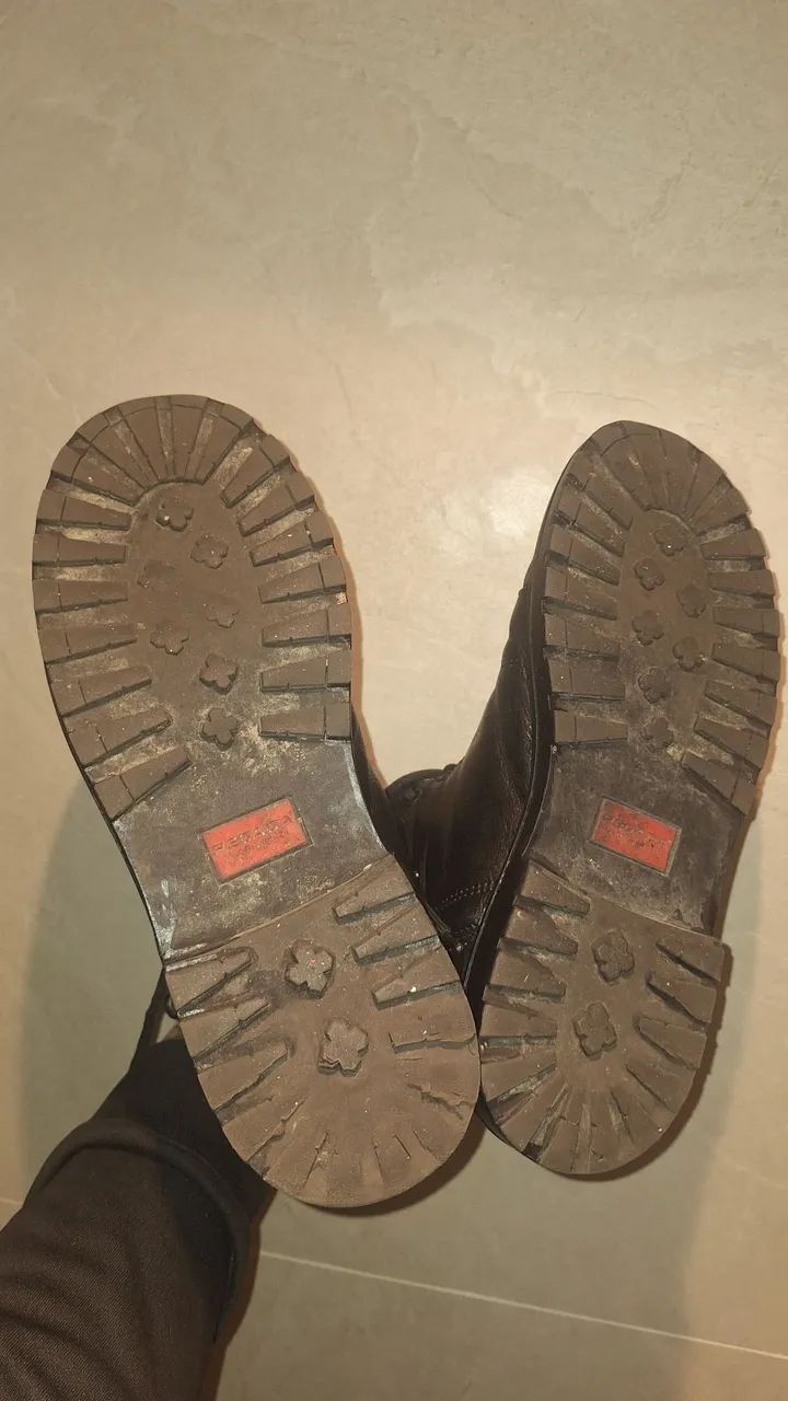 Bota de couro 44 c/ zíper - Foto 4