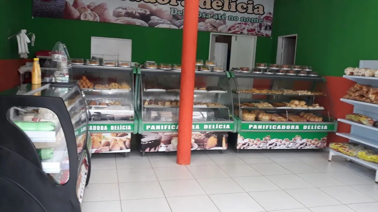 Vende vitrines usadas
