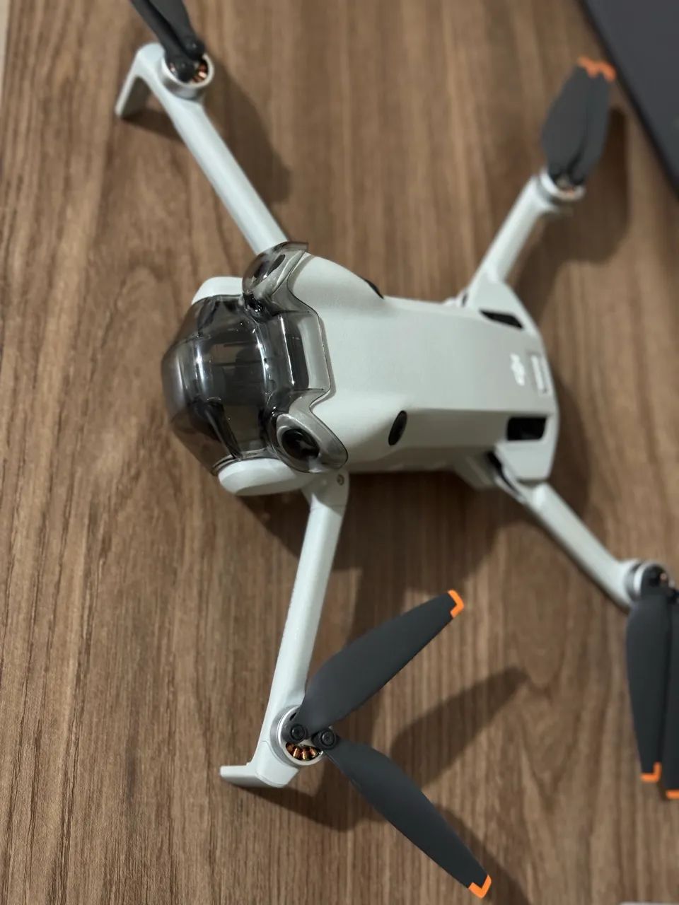 Drone DJI Mini 4 Pro Fly More Combo - Foto 5