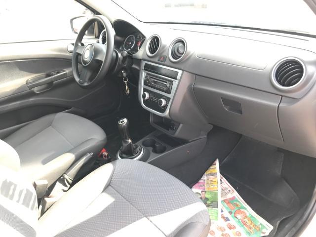 Vendo Saveiro CS Trend 1.6 8V Mi Manual - Foto 8