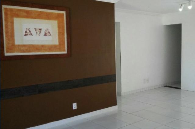 AP0225 - Apartamento com 3 Quartos à Venda em Praia do Futuro II, 150.000,00