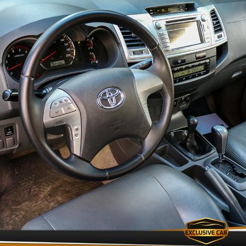 Toyota Hilux 3.0 Srv 4x4 Turbo Diesel 2013 - Foto 6