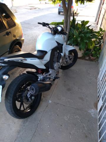 Cb 250F Twister