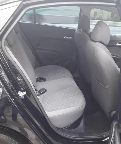 Hyundai HB20S 1.6 Comf Ano: 2017 - Foto 9