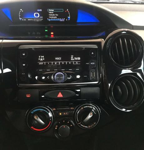 Etios hatch X 1.3 2017 com 38mil KM Semi novo e Impecável - Foto 3