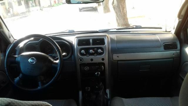 Camionete Nissan Frontier SE Serrana 2.8 -4X4 - ótimo estado de conservação - Foto 4