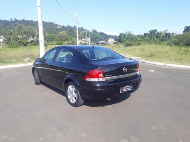 Vectra Elegan. 2.0 MPFI 8V FlexPower Mec - Foto 8