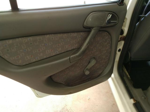 Gol 1.6 8v 1999 branco - Foto 12