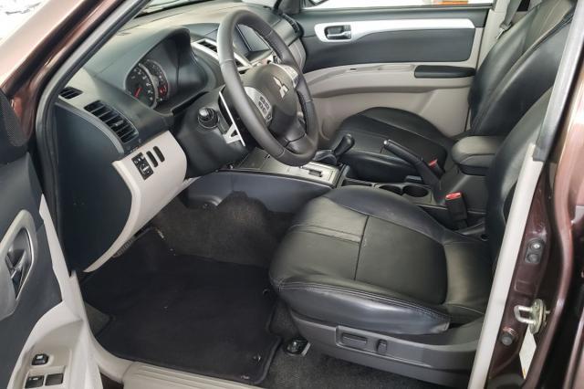 PAJERO DAKAR HPE 3.2 4X4 T.I DIES 5P AUT - Foto 4