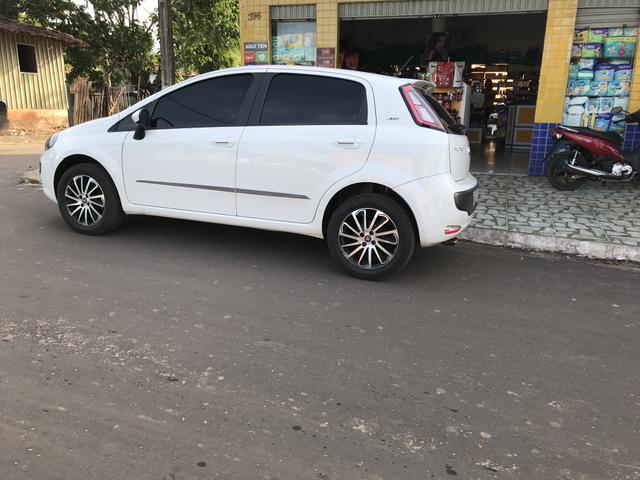 Fiat Punto essence Dualogic 1.6 16v 15/16 R$= 38,000 - Foto 17