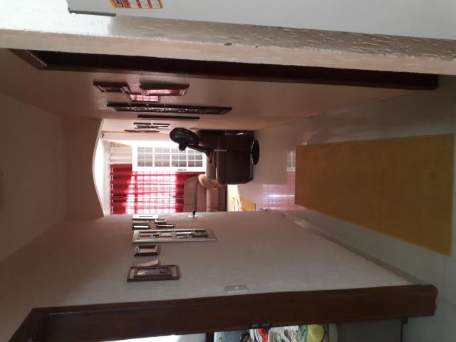 Vendo ou troco lindo sobrado - Foto 15