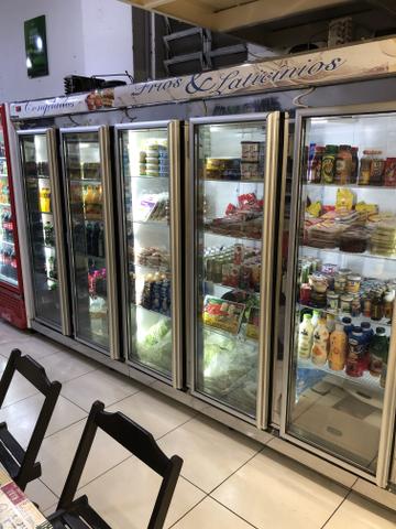 Vendo freezer auto-serviço 5 portas - Foto 2