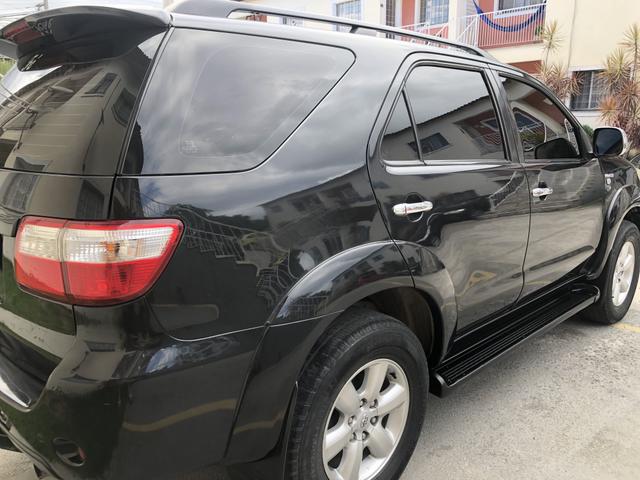 Hilux sw4 7 lugares GNV - Foto 6