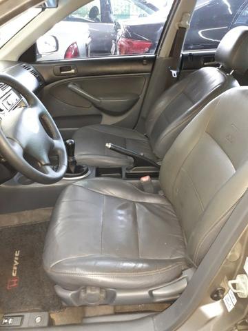 Honda Civic Sedan LX 1.7 16 V 115 CV Mec Dourado - Foto 7