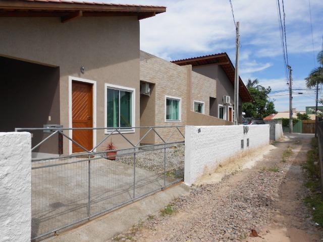 Casa térrea 2 dorm uma suíte - Foto 2