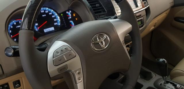 TOYOTA HILUX SW4 3.0 SRV 4X4 7 LUGARES 16V TURBO INTERCOOLER DIESEL 4P AUT - Foto 10