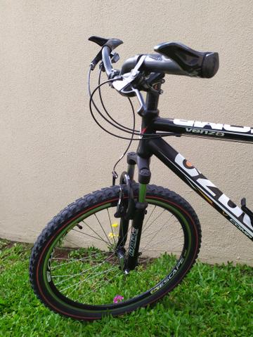 Bicicleta aro 26 com 24 marchas