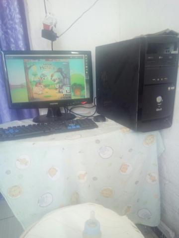 Vendo PC e som os dois valor 550 reais contato no zap 79/ * - Foto 4